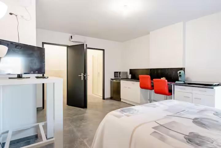 Studio De L'Avance 28M2 Fourques-sur-Garonne Exteriér fotografie
